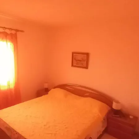 Julia Nea Plagia