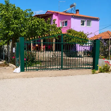 Julia Country 200m From The Villa