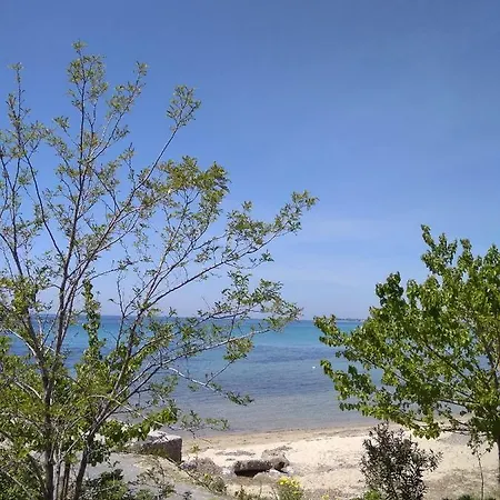 Julia Villa Nea Plagia